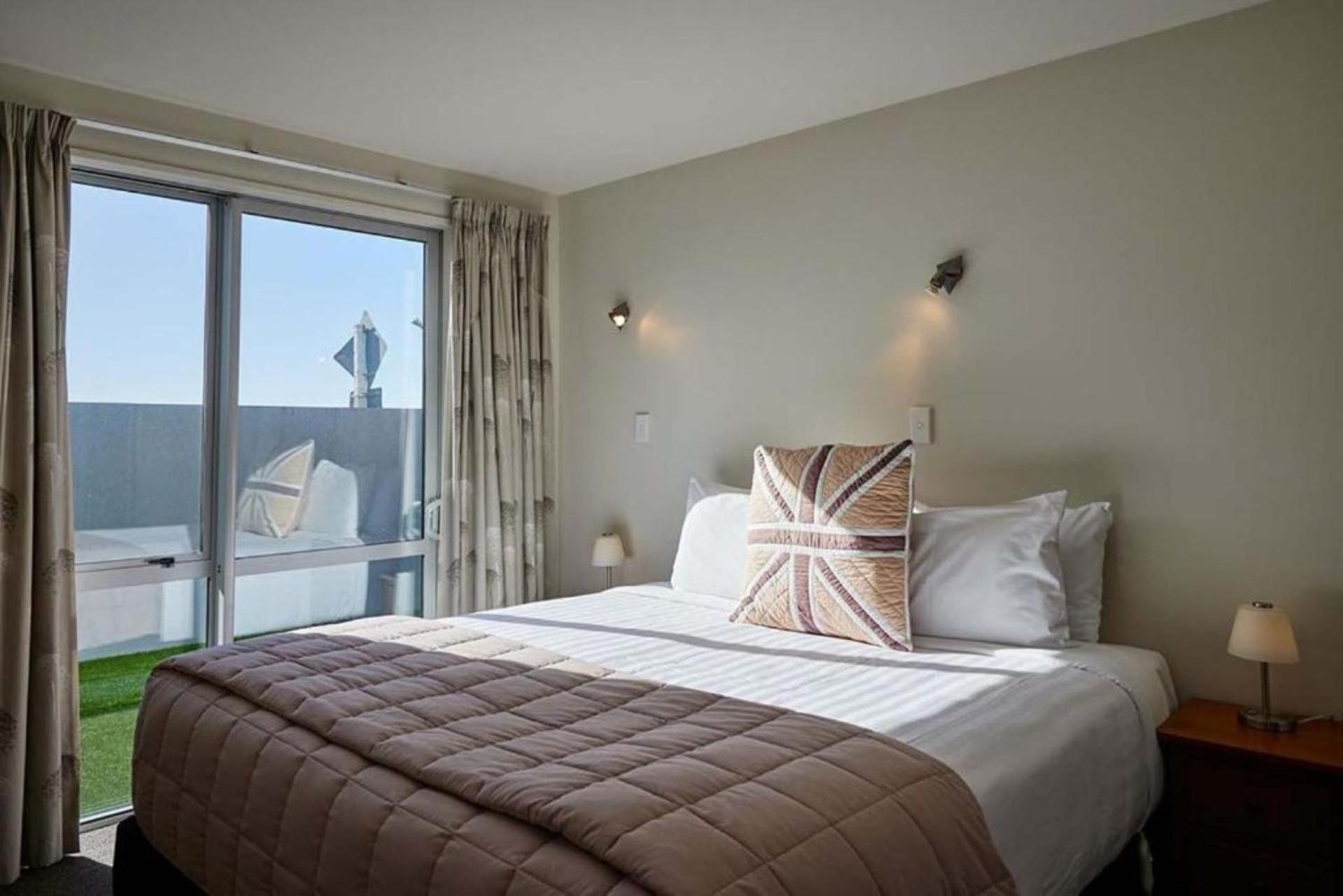 Kaikoura Luxury Apartments - Formerly Waves Luxury Apartments Стая снимка